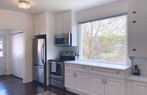 Colbert House | Cozy restored farmhouse on the river! Hot tub, wildlife, trails!