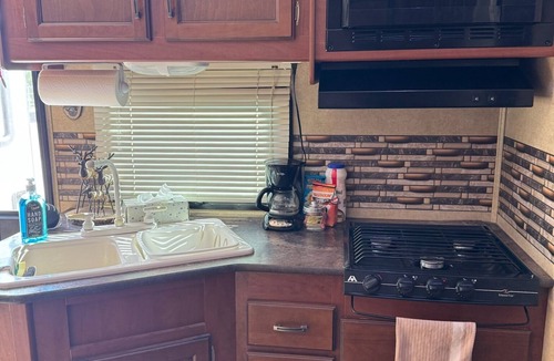 Gilbert House | Cozy RV stay on a South Gilbert Mini Farm