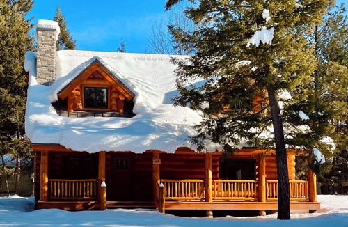 Seeley Lake Cabin | Cozy Seeley Lake Cabin, Sleeps 9, Huge Hot Tub