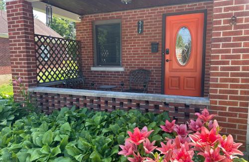 Milford House | Cozy Stays - Budget Friendly - Fast Wifi - Smart Tv