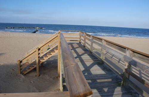 Willoughby Spit Apartment | Cozy Suite at the Beach II -30 Days