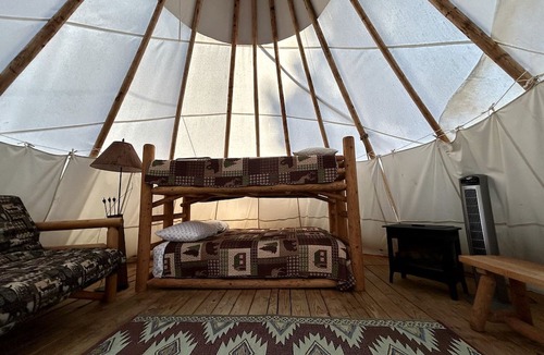 Granite County House | Cozy Tipi with Bunk Bed and Resort Amenities near Hall, Montana