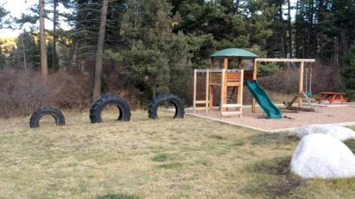 Granite County House | Cozy Tipi with Bunk Bed and Resort Amenities near Hall, Montana