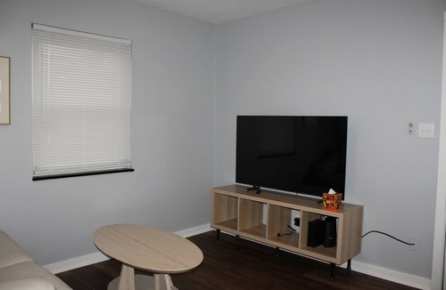 Columbus Apartment | Cozy Unit Near OSU Campus