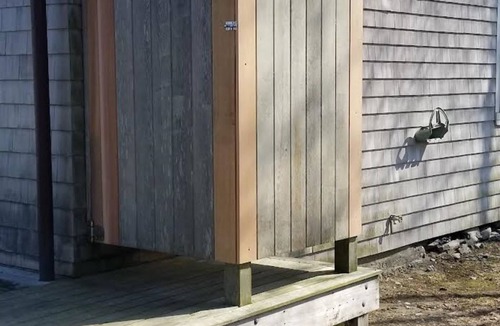 Portsmouth Cottage | Cozy Waterfront Prudence Island Cottage