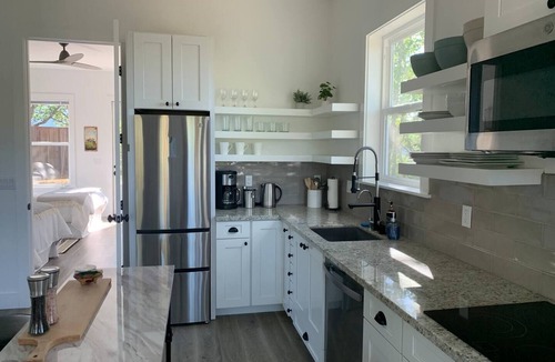 California Wine Country Cottage | Cozy Wine Country Rental Close to Downtown Hopland
