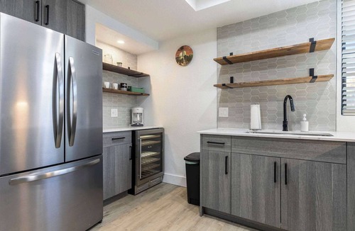 Desert Paradise Estates Apartment | CozySuites at Kierland Commons with pool #13