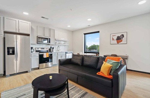 Lockerbie Square Apartment | CozySuites Mass with lounge and roof deck #2