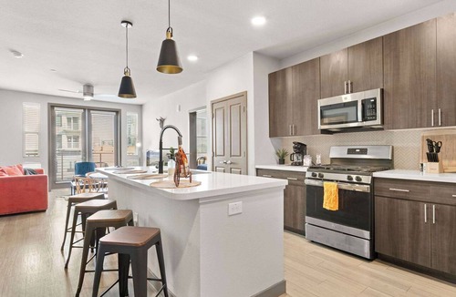 Roosevelt Apartment | Cozysuites PHX RORO Gym, Pool, Pets, Parking! #14