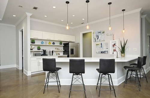 Cary Apartment | Crossroads 1BR with Wooded View