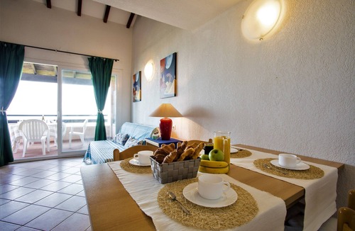 Ghisonaccia Apartment | Crystal clear sea water - apartments, studio with AC