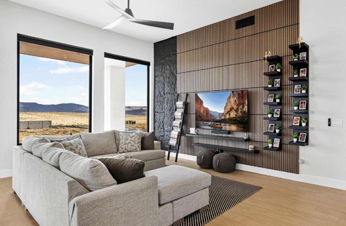 Greenehaven House | Dark Sky Haven- Hot Tub Views