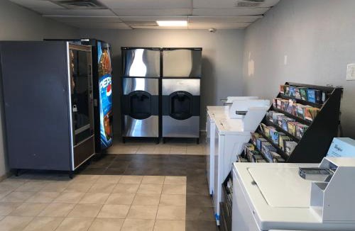 Indianapolis Hotel | Days Inn by Wyndham Indianapolis South