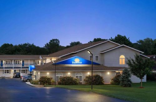 Middletown Hotel | Days Inn by Wyndham Middletown/Newport Area