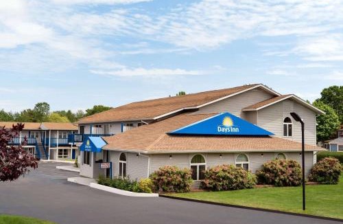 Middletown Hotel | Days Inn by Wyndham Middletown/Newport Area