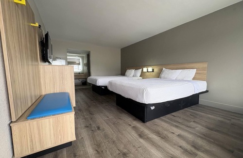 Ruther Glen Hotel | Days Inn by Wyndham Ruther Glen Kings Dominion Area