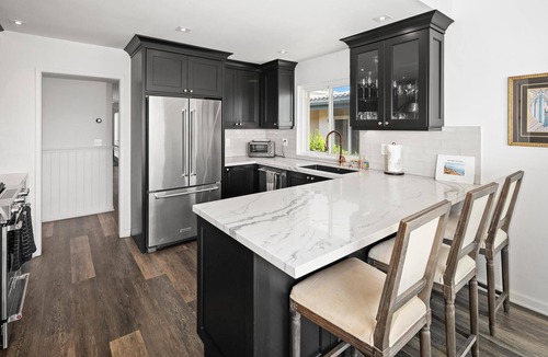 Solana Beach Condo | DEL MAR RETREAT & OCEAN VIEW! Walk to the beach!