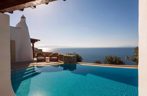 Paraga Villa | Deluxe Mykonos Villa | Villa Ulmo Deus II | Private Pool | 3 Bedrooms | Waterfront | Agios Lazaros