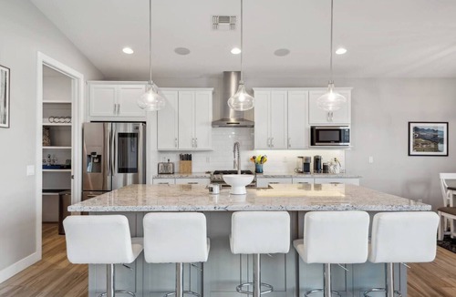 Scottsdale House | Desert Gem: Stylish Scottsdale Escape Pool & Spa
