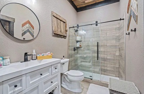 Valley Farms House | Desert Oasis Hideaway with Epic Game Room & Pool