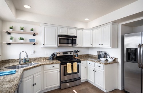 Tempe Gardens House | Desert Paradise w/2 masters, pool, & golf