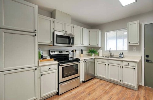Casa Grande House | Desert Vista Getaway - Pet Friendly/Games/RV Parking!