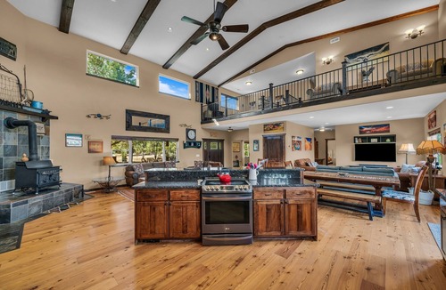 Orderville Cabin | Dog Friendly | Zion NP | Red Hollow Ranch
