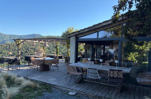 Porri House | Domaine Colonna-Santini Gîte avec Piscine & Spa, Vue Mer et Montagnes
