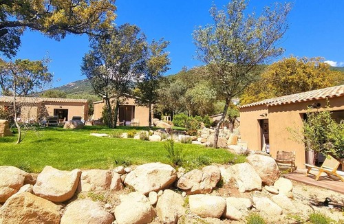 San-Gavino-di-Carbini House | Domaine de Gialla Bergerie Prugna, 6 pers, piscine chauffée, 10 mn plage