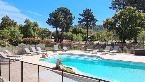 Lecci Villa | Domaine Lantana