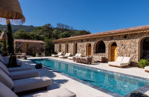 Figari Hotel | Domaine Pozzo di Mastri hôtel & spa
