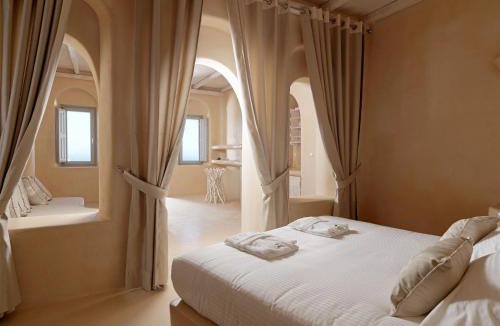 Imerovigli Hotel | Dome Santorini Resort