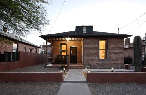 Iron Horse Historic District House | Downtown 2BR and 2BA & Parking
