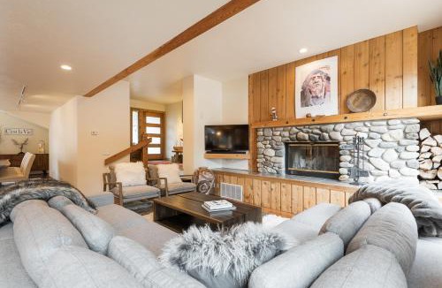 Ketchum House | Downtown 5th Street Home