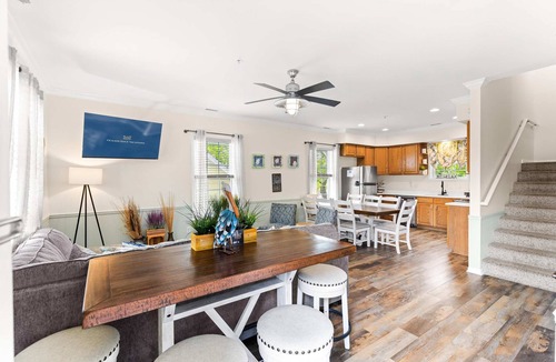 Ocean City House | Downtown OC Dual Townhomes | Large Groups + Steps to the Beach