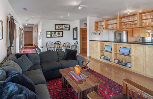 Sandpoint Condo | Downtown Sandpoint Urban Escape