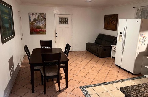 Downtown Phoenix House | Downtown Secluded Room 2