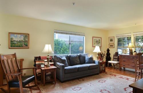 Napa House | Downtown Splendor