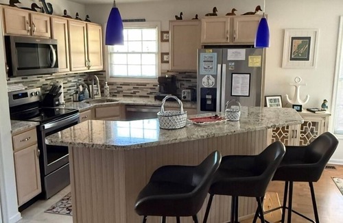 Chincoteague House | Drop Anchor-Close to Memorial Park, Quiet Neighborhood