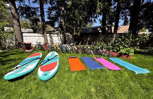 Sandpoint House | DT basecamp w/chef kitchen, yard & dog friendly