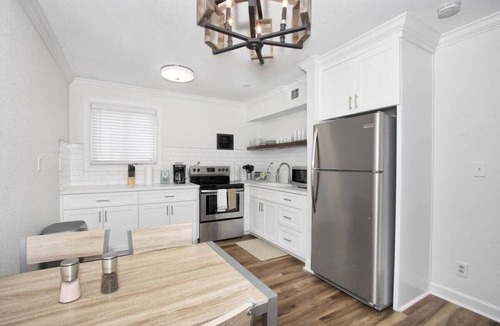 Willoughby Spit Apartment | Dune Cottage Sea Suite, 2 mins to beach, Laundry