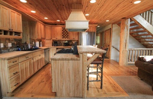Lakeside House | Eagles Landing Lodge in Lakeside
