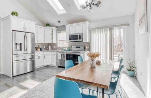 East Hampton North House | EastHamptonChic&Modern Renovation, Close 2 Beaches&Village