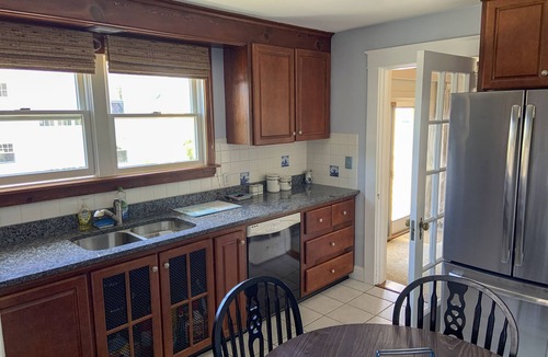 Easton's Point House | Easton's Point walk to beaches!