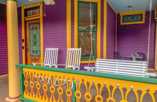 East End House | Eclectic Pet Friendly Home in East Nashville