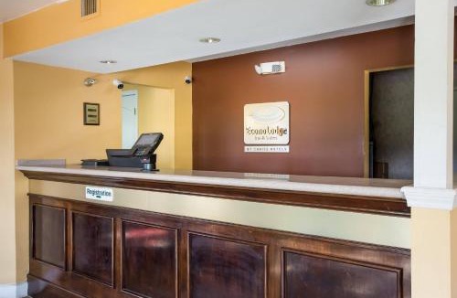 Hillview Hotel | Econo Lodge Inn & Suites Brooks - Louisville South