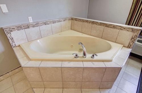 Norfolk - Virginia Beach Hotel | Econo Lodge Norfolk Airport