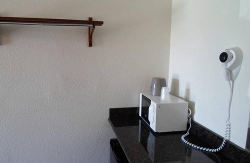 Morgan Hill Hotel | Economy Inn Morgan Hill