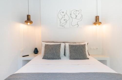 Andros Town Villa | Edem Garden Suite