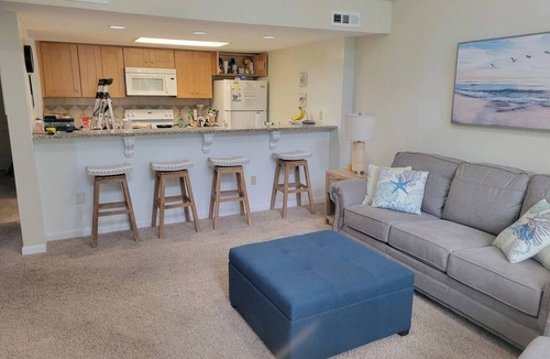 Ocean Ridge House | Egret’s Pointe Townhouse Sleeps 9 Amenities & POOLS included. GOLF CART